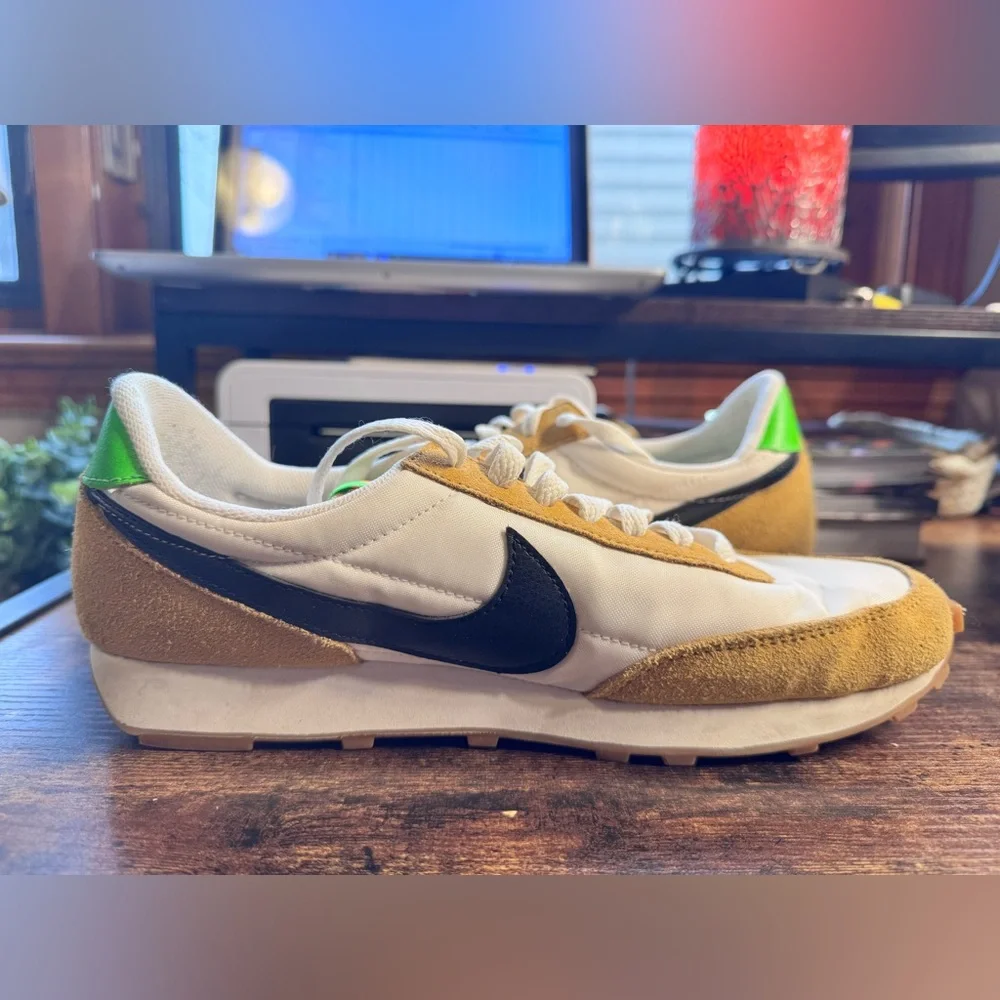 Nike Day Break Wheat Lime Black Sneakers Size 9 - Picture 6 of 14